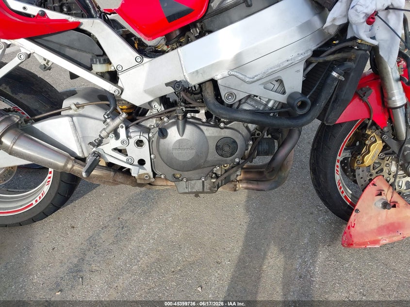 2001 Honda Cbr900 Rr VIN: JH2SC44081M105811 Lot: 45399736