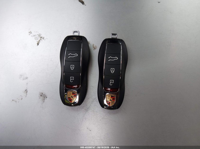 2026 Porsche Macan T VIN: WP1AA2A51TLB06482 Lot: 45399747