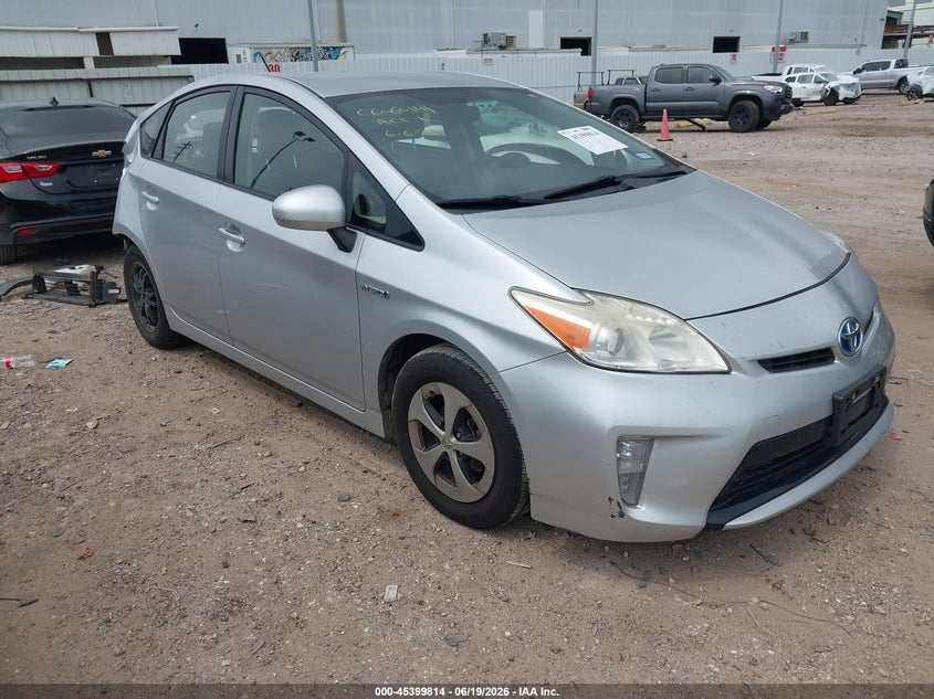 2013 TOYOTA PRIUS auction photo 1