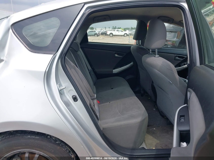 2013 TOYOTA PRIUS auction photo 8