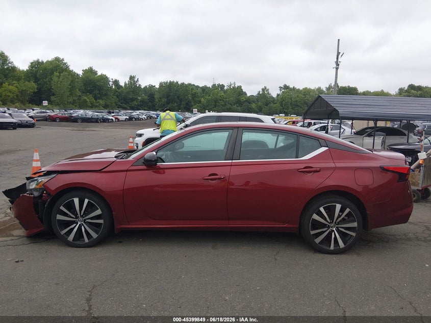 VIN 1N4BL4CW6MN303659 2021 NISSAN ALTIMA SR INTELLIGENT AWD