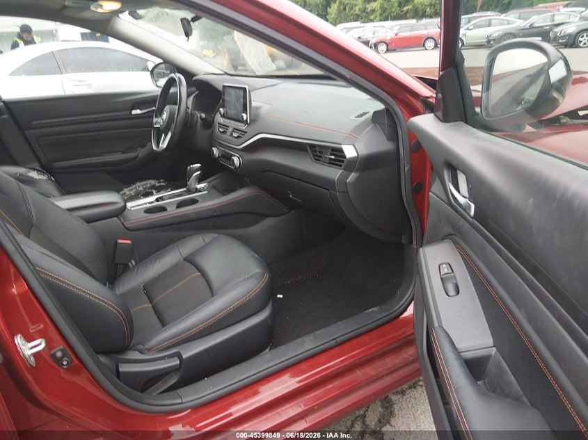 VIN 1N4BL4CW6MN303659 2021 NISSAN ALTIMA SR INTELLIGENT AWD