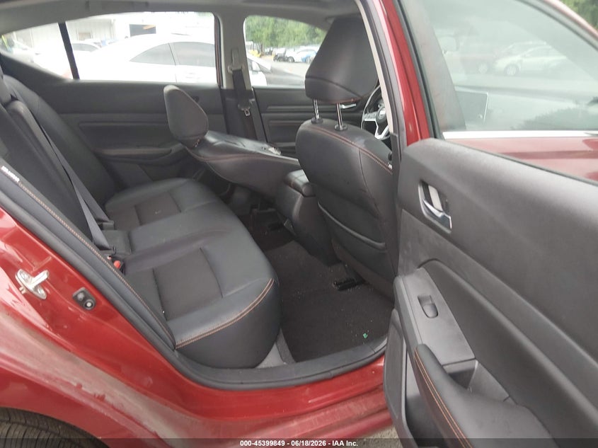 VIN 1N4BL4CW6MN303659 2021 NISSAN ALTIMA SR INTELLIGENT AWD