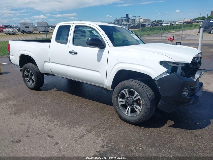 TOYOTA TACOMA SR 2017