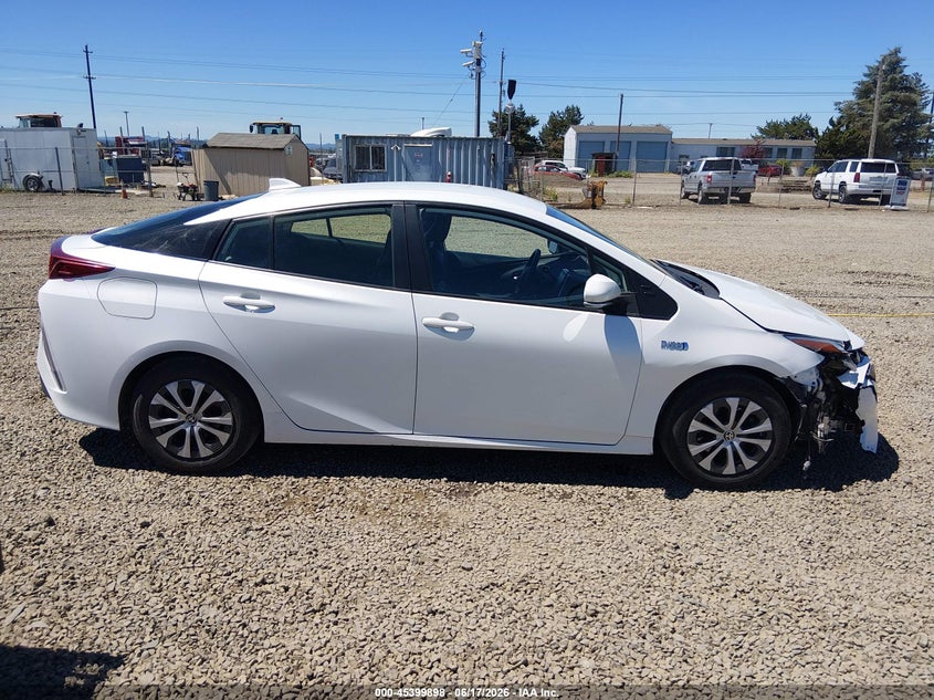 VIN JTDKAMFP0M3165696 2021 TOYOTA PRIUS PRIME XLE