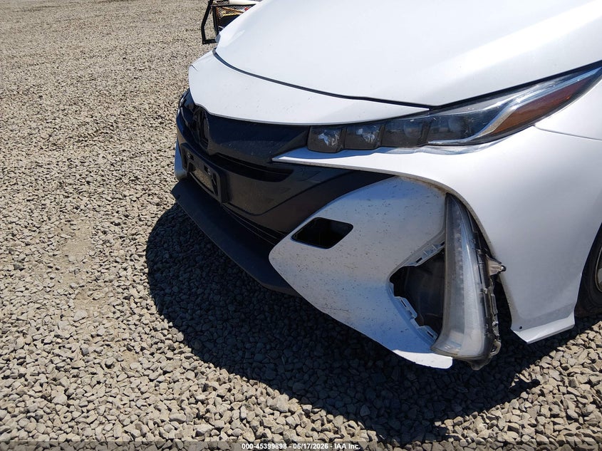 VIN JTDKAMFP0M3165696 2021 TOYOTA PRIUS PRIME XLE