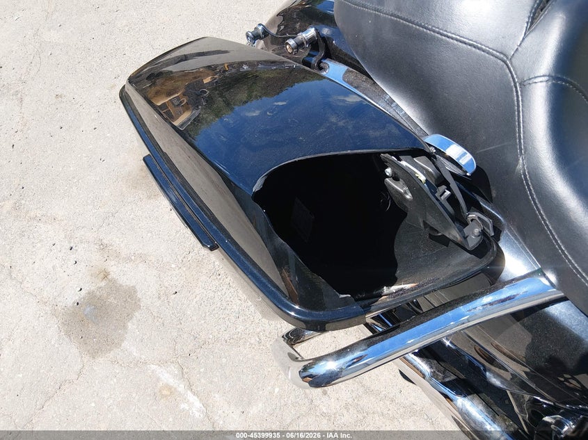 2015 Harley-Davidson Flhxs Street Glide Special VIN: 1HD1KRM12FB700054 Lot: 45399935
