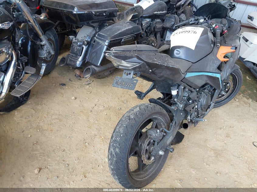 KAWASAKI EX400 2021