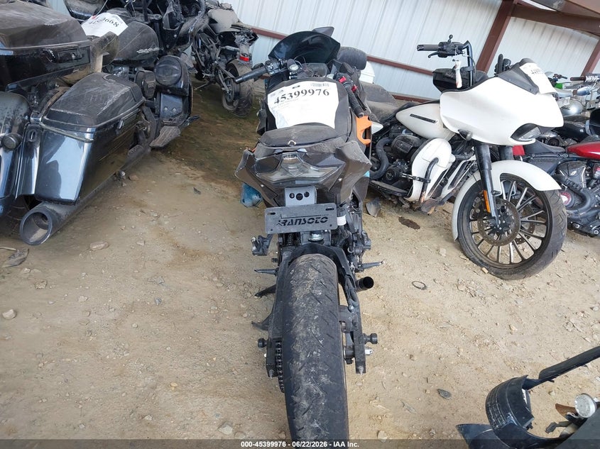 KAWASAKI EX400 2021