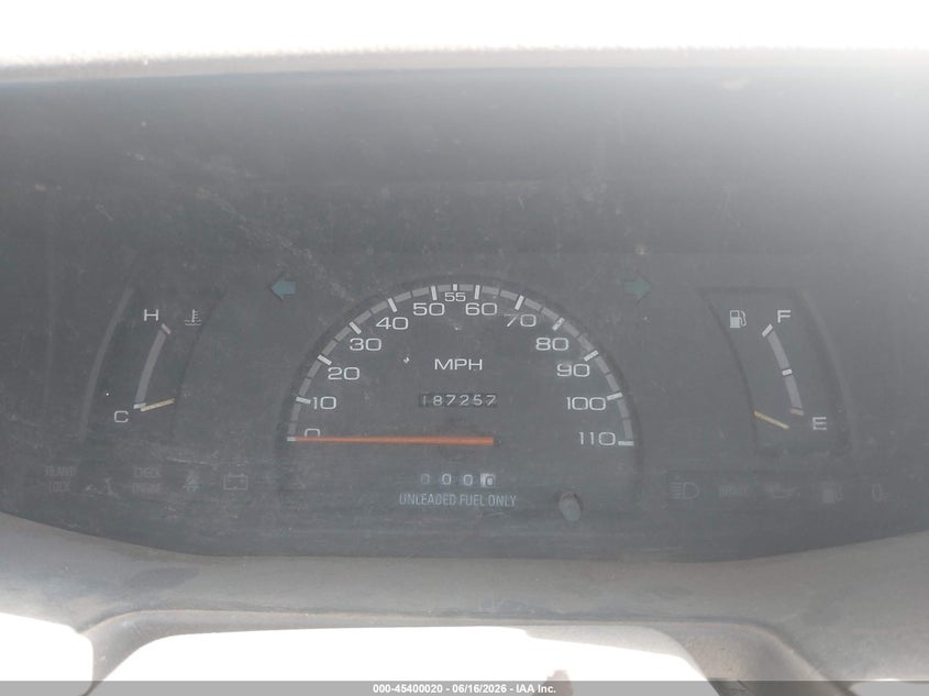 1994 Isuzu Conventional Short Wheelbase VIN: 4S1CL11L6R4200057 Lot: 45400020