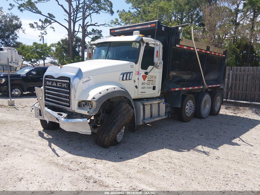 1M2GR2GC0KM008171 2019 Mack Granite photo 1