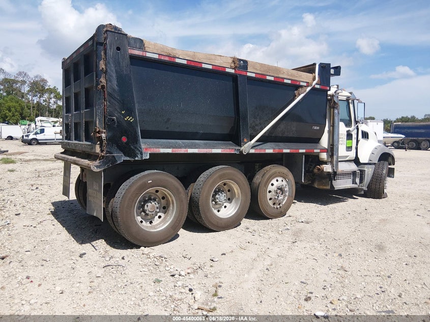 2019 MACK GRANITE auction photo 4