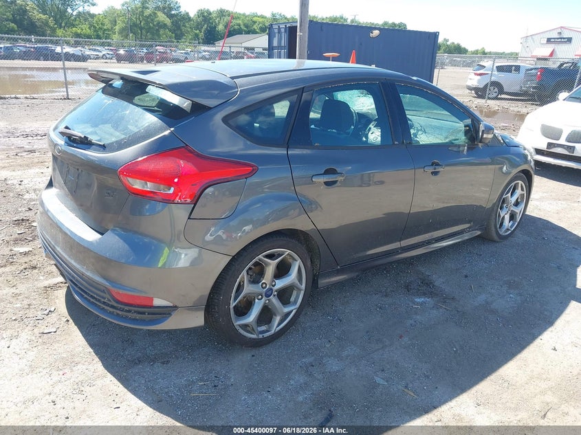 2016 FORD FOCUS ST auction photo 4