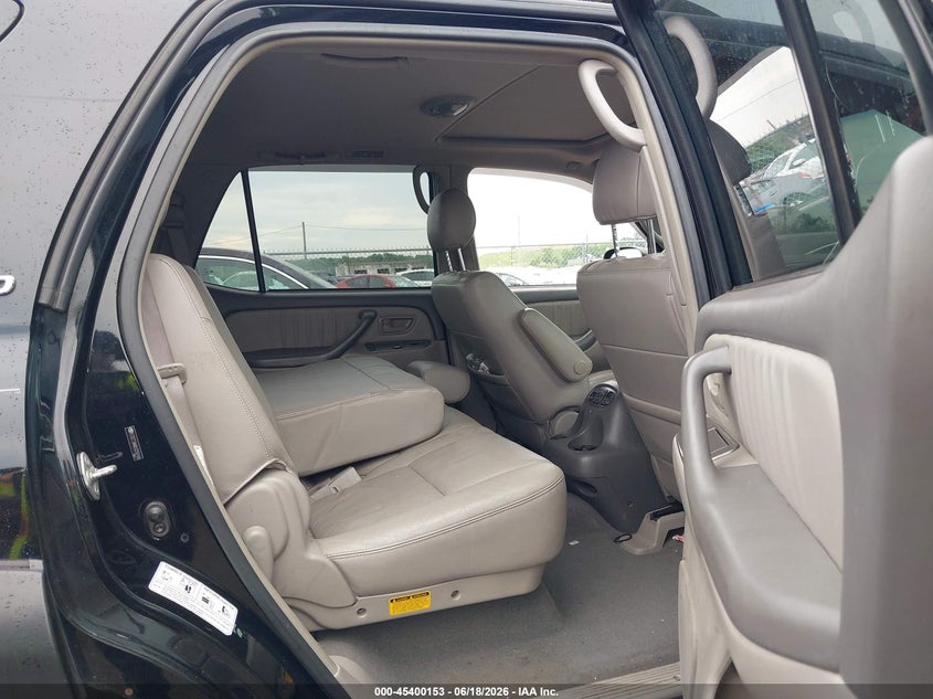 2005 TOYOTA SEQUOIA auction photo 8