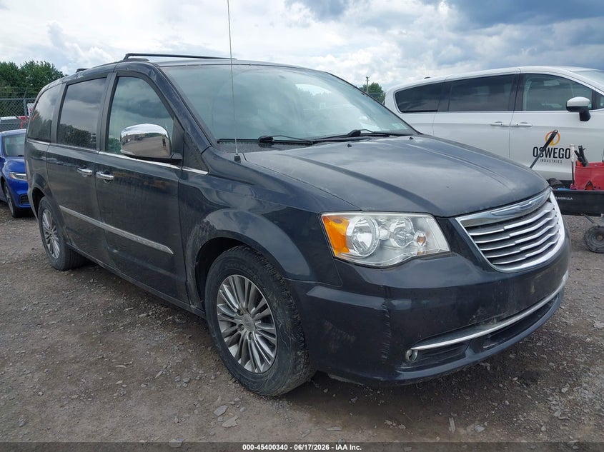 2014 Chrysler Town & Country Touring-L