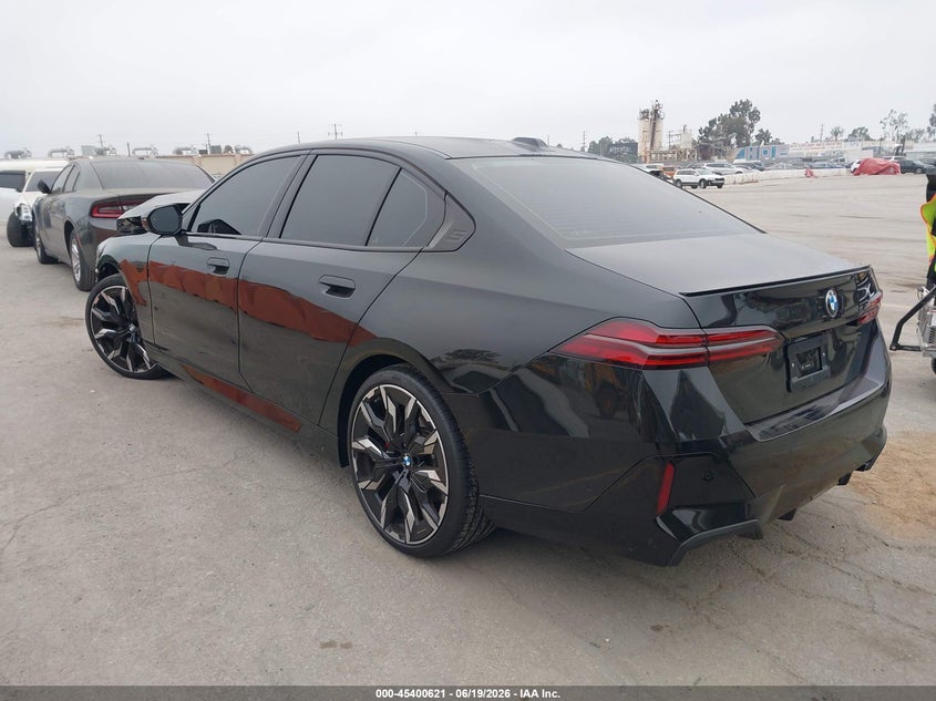2026 BMW 530I auction photo 3