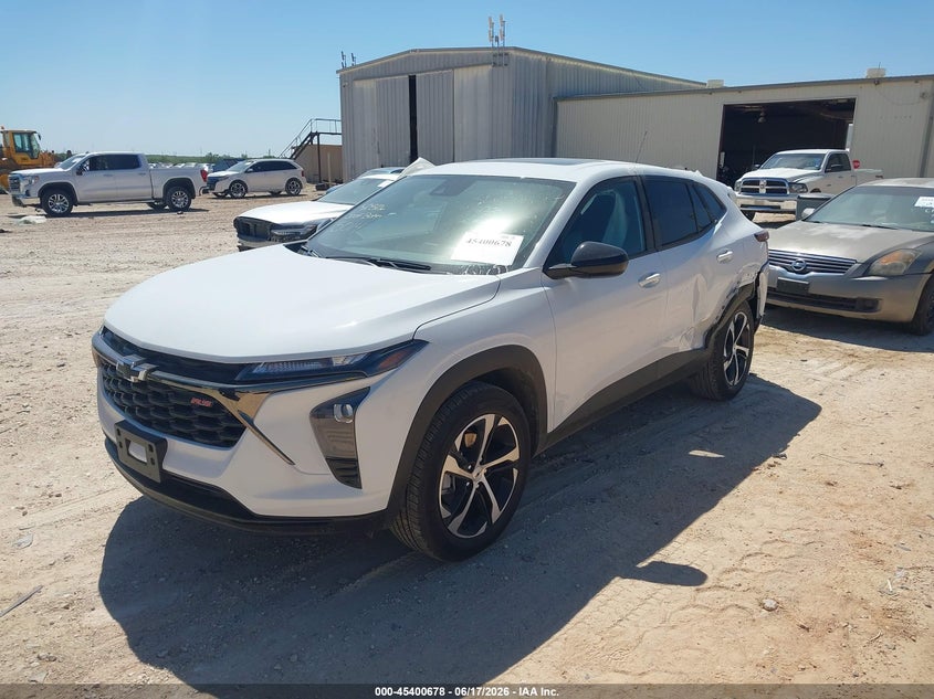 2026 CHEVROLET TRAX auction photo 2