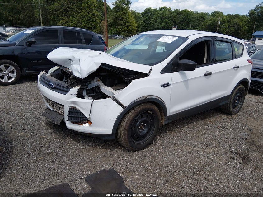 1FMCU0F73GUC05011 2016 FORD ESCAPE S photo 1