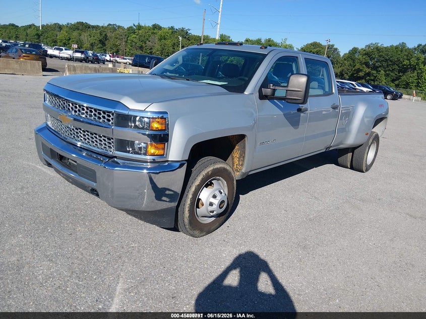 2019 CHEVROLET SILVERADO 3500HD auction photo 2