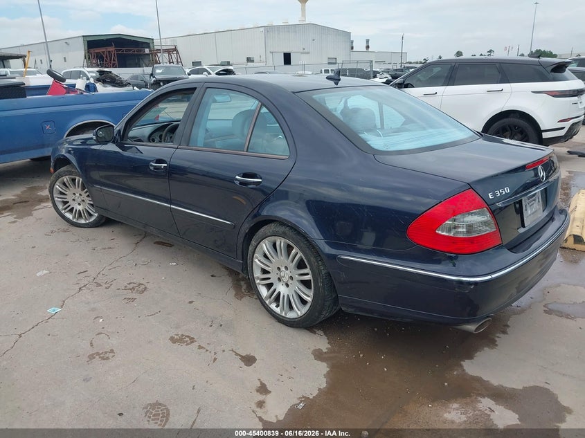 AtlanticExpress - Mercedes-Benz E-Class