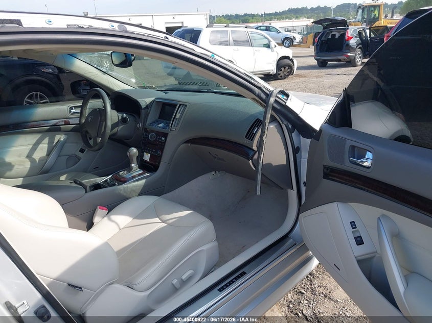 2012 INFINITI G37X auction photo 5