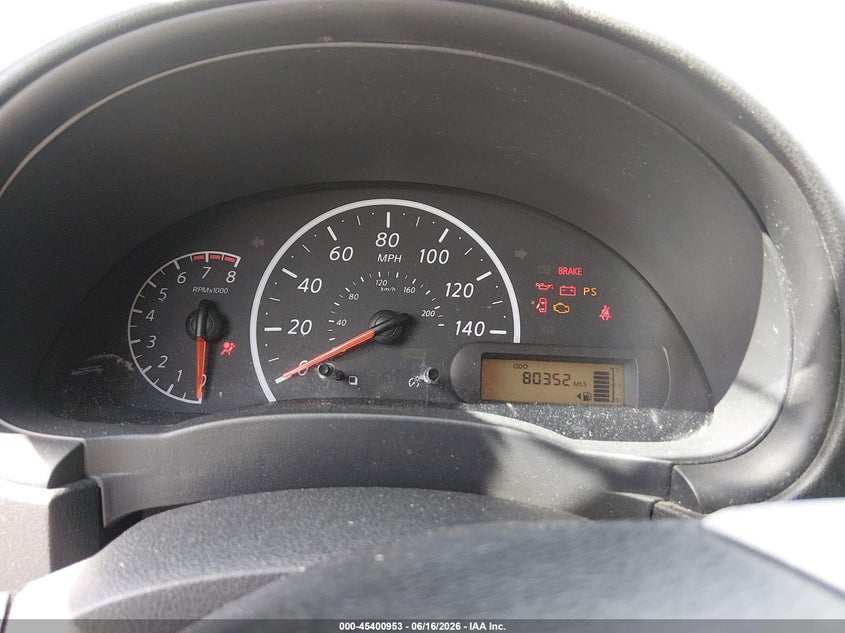 2016 NISSAN VERSA auction photo 7