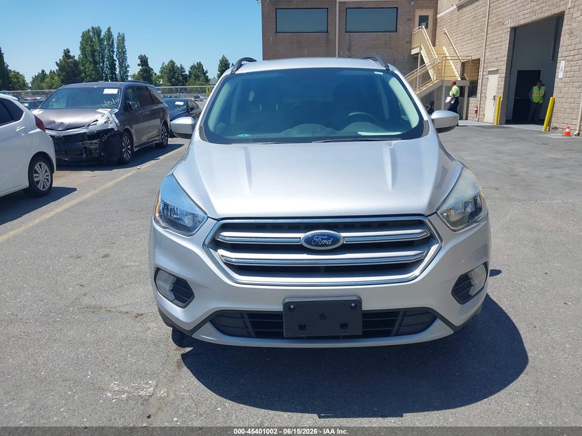 AtlanticExpress - Ford Escape
