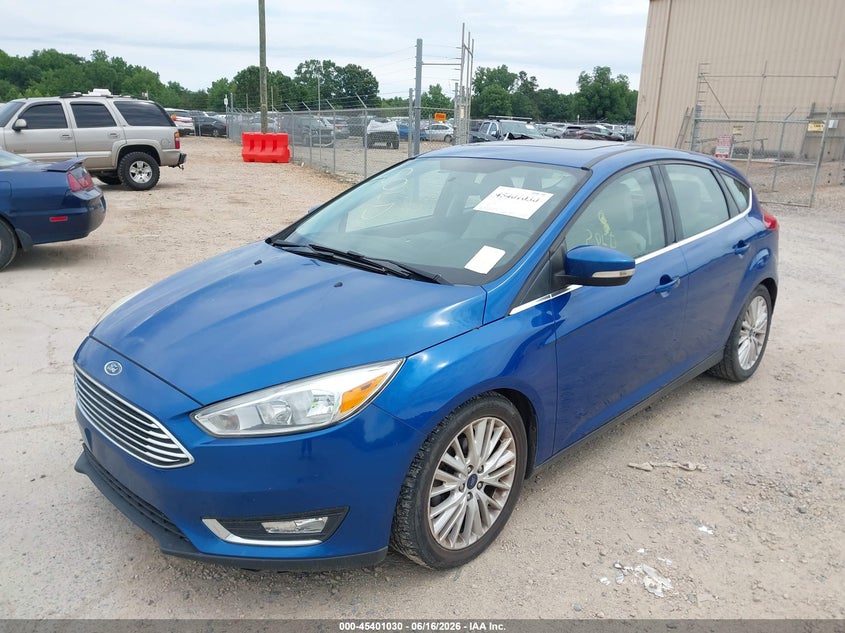 2018 Ford Focus Titanium 1FADP3N24JL314071 photo 1