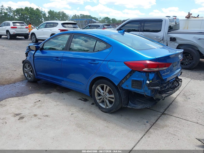 2017 HYUNDAI ELANTRA auction photo 3