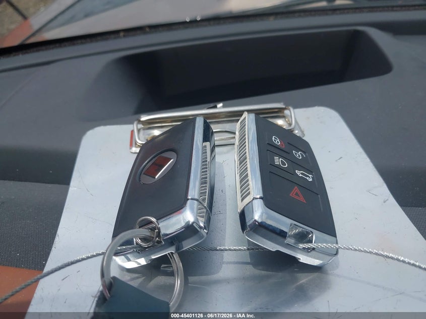 2026 Land Rover Defender P635 Octa/P635 Octa Black VIN: SALEZEE97T2489868 Lot: 45401126