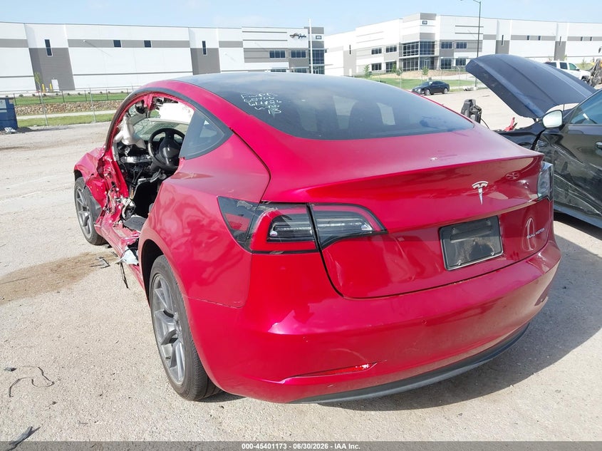 2022 TESLA MODEL 3 auction photo 3