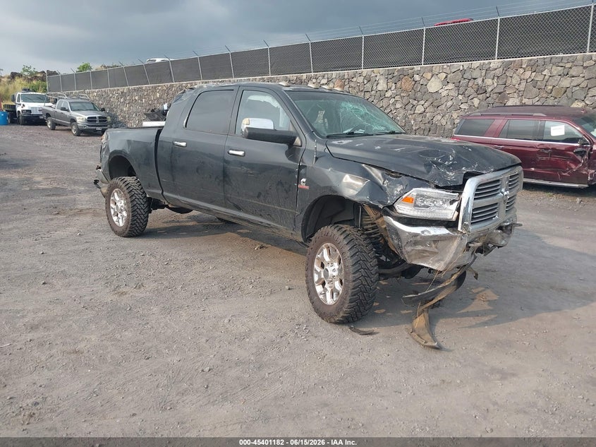 Vin: 3c6ur5ml2fg576726, lot: 45899185, ram 2500 big horn 2015 img_1
