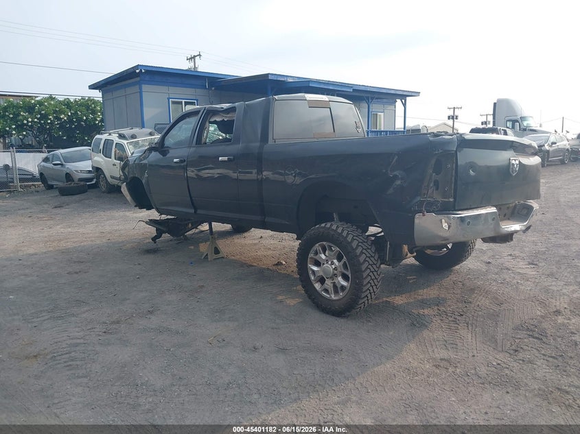 Vin: 3c6ur5ml2fg576726, lot: 45899185, ram 2500 big horn 20153