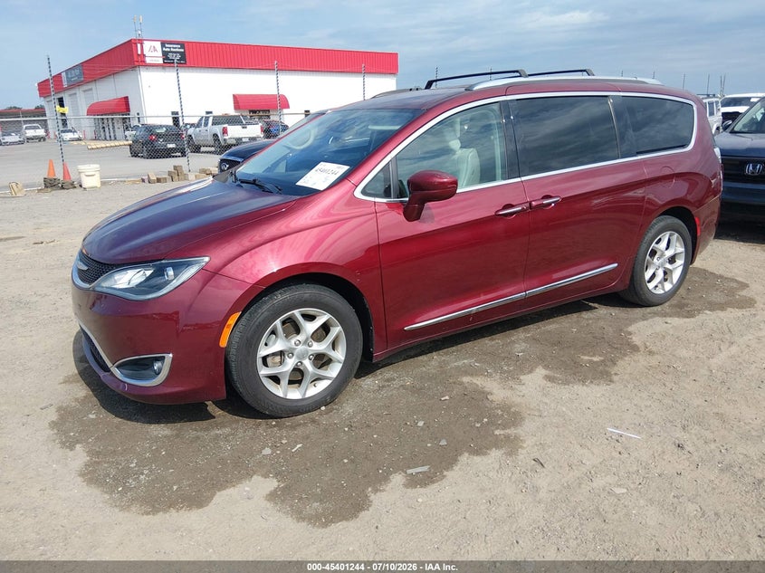 Vin: 2c4rc1bg0kr733575, lot: 45899247, chrysler pacifica touring l 20192