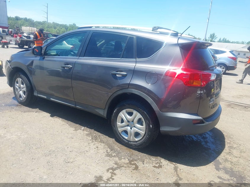 2015 TOYOTA RAV4 auction photo 3