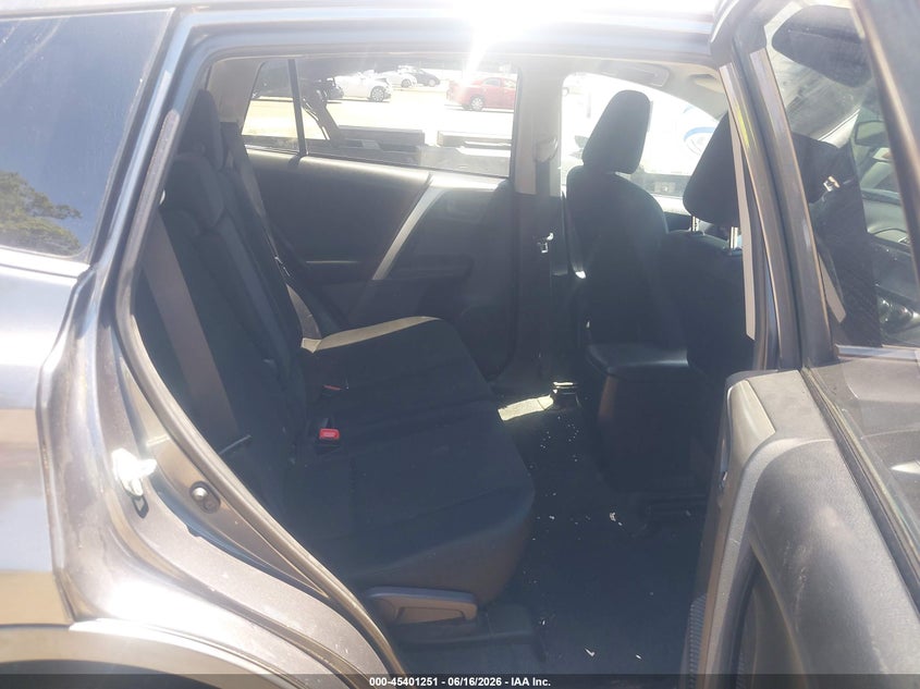 2015 TOYOTA RAV4 auction photo 8