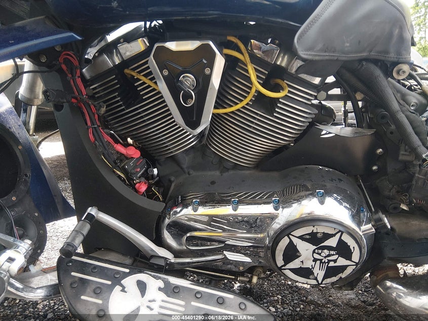 2011 Victory Motorcycles Cross Country Standard VIN: 5VPDB36N3B3002506 Lot: 45401290