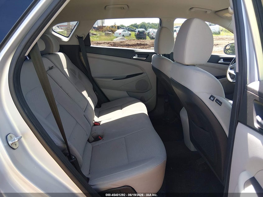 2019 HYUNDAI TUCSON auction photo 8