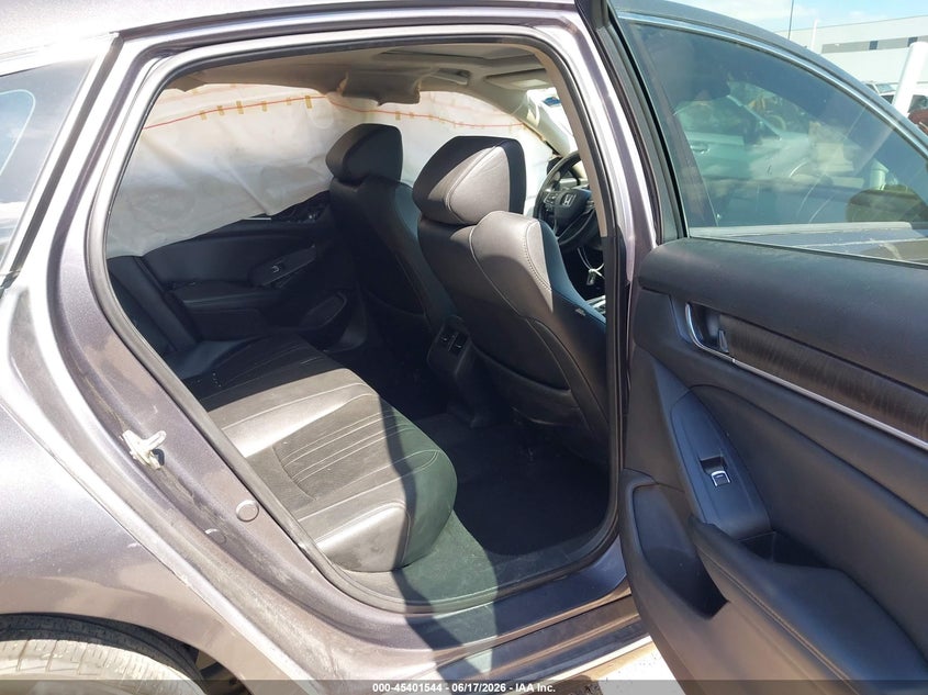 2019 HONDA ACCORD auction photo 8