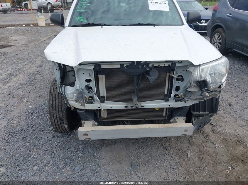 2013 TOYOTA TACOMA auction photo 6