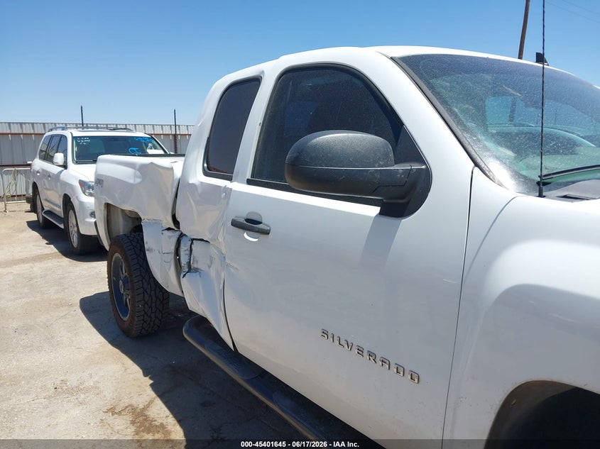 2011 CHEVROLET SILVERADO PICKUP 5.3L V-8 VVT, 315HP