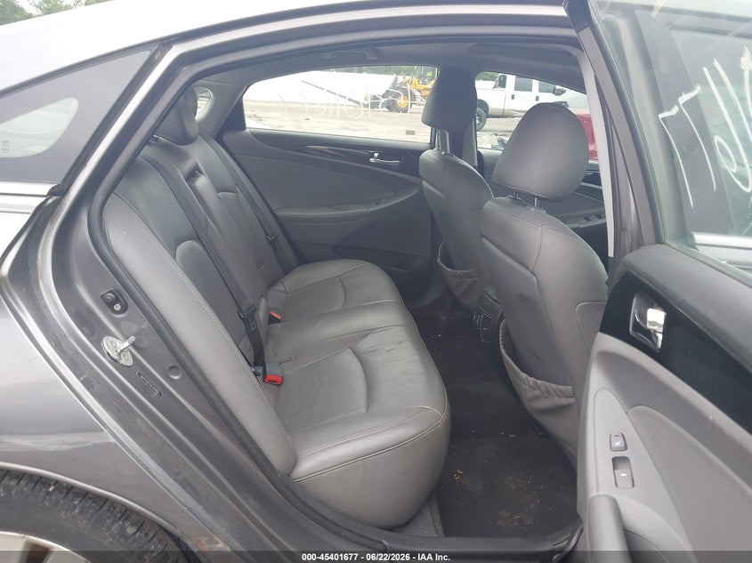 2011 HYUNDAI SONATA auction photo 8