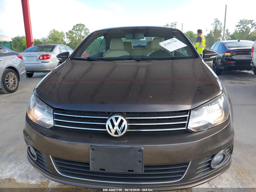 2015 Volkswagen Eos Komfort Edition VIN: WVWBW8AH3FV000418 Lot: 45401706