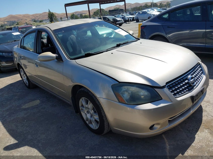 2005 NISSAN ALTIMA auction photo 1
