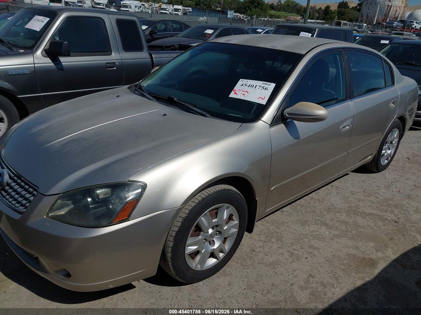 2005 NISSAN ALTIMA auction photo 6