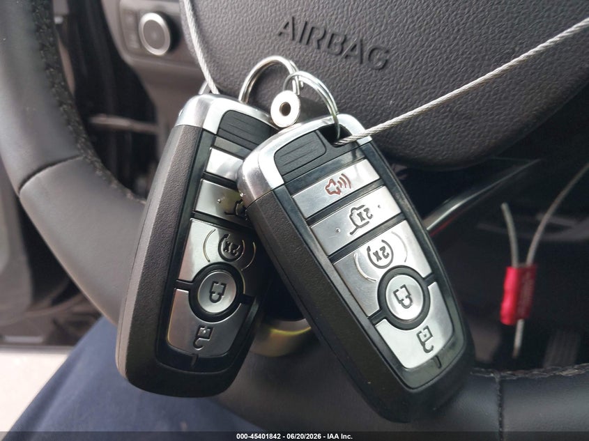 VIN 1FMCU0E10PUB30765 2023 FORD ESCAPE PHEV