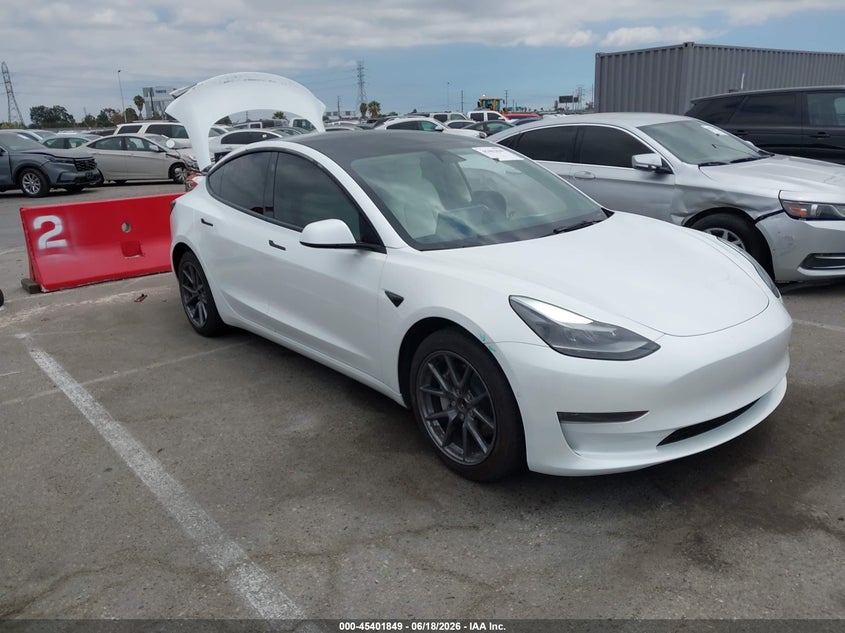 Vin: 5yj3e1ea2nf357954, lot: 45899852, tesla model 3 rear-wheel drive 2022 img_1