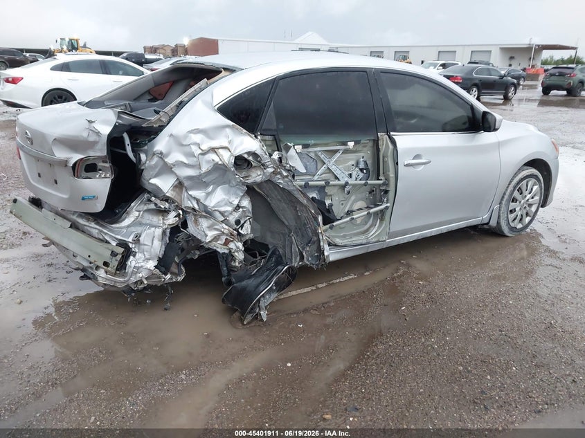 2013 NISSAN SENTRA auction photo 4