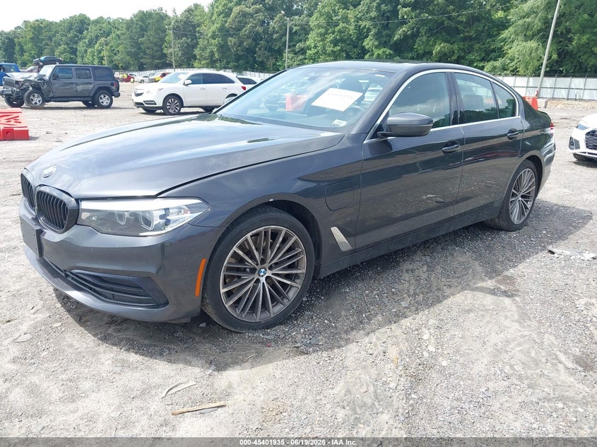 2020 BMW 530E auction photo 2