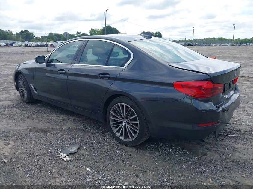 2020 BMW 530E auction photo 3